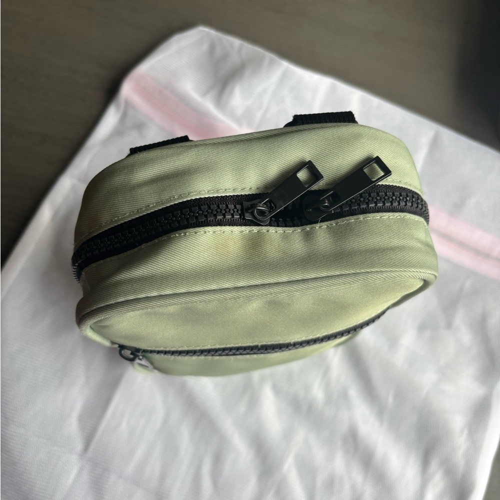 Brixley MEDIUM - SAGE CROSSBODY SLING - Picture 3 of 11